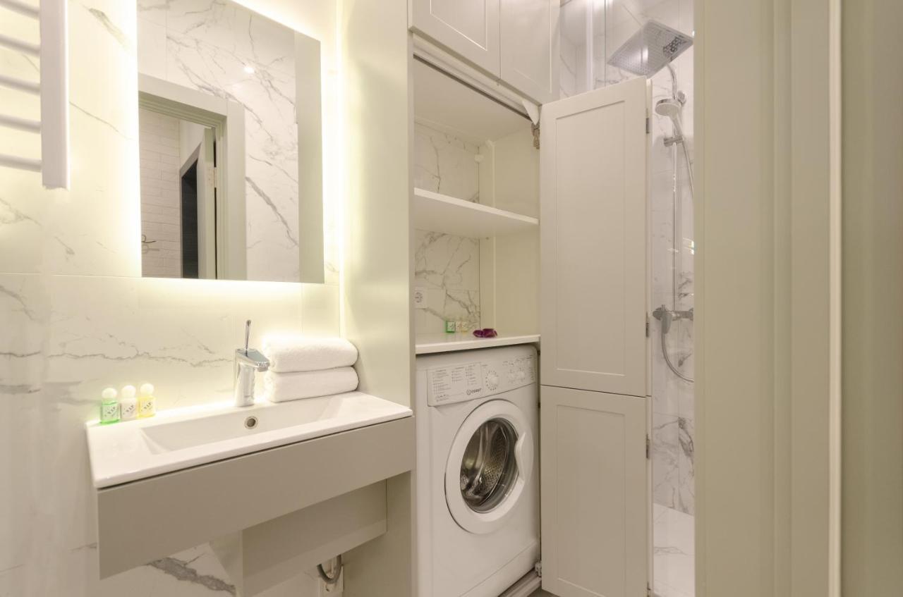 Petrovdom Apartment 183А-183B In Rc New York Concept House, 74 Antonovycha Street Kiev Exterior foto